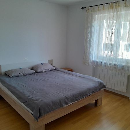 Apartmaji 斯楚雅 外观 照片
