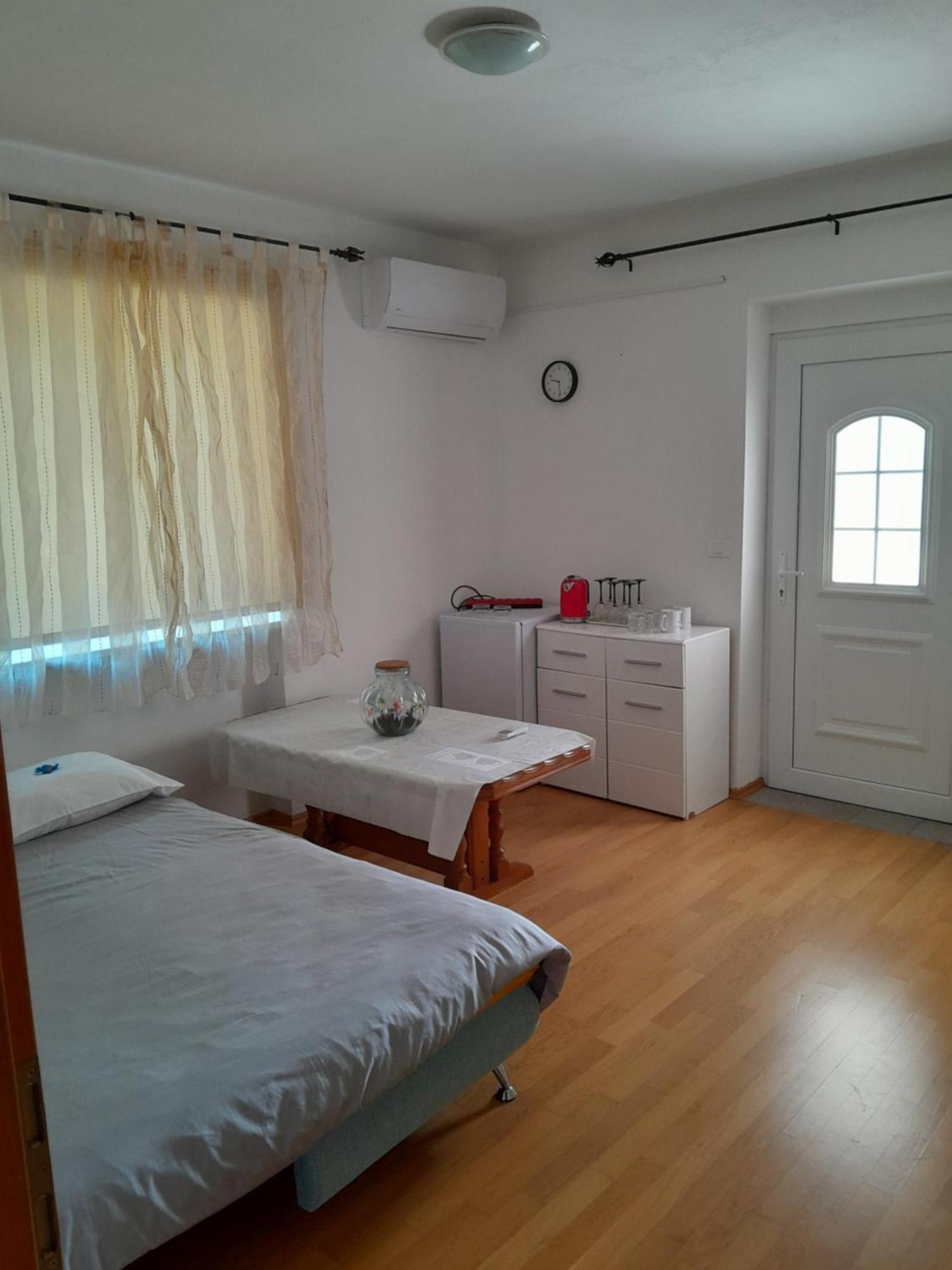 Apartmaji 斯楚雅 外观 照片